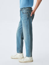 Charger l'image dans la galerie, Jeans Owino
