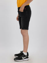 Charger l'image dans la galerie, Bermuda Corvin
