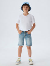 Afbeelding in Gallery-weergave laden, Bermuda Corvin
