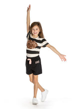 Afbeelding in Gallery-weergave laden, T-shirt Raissa
